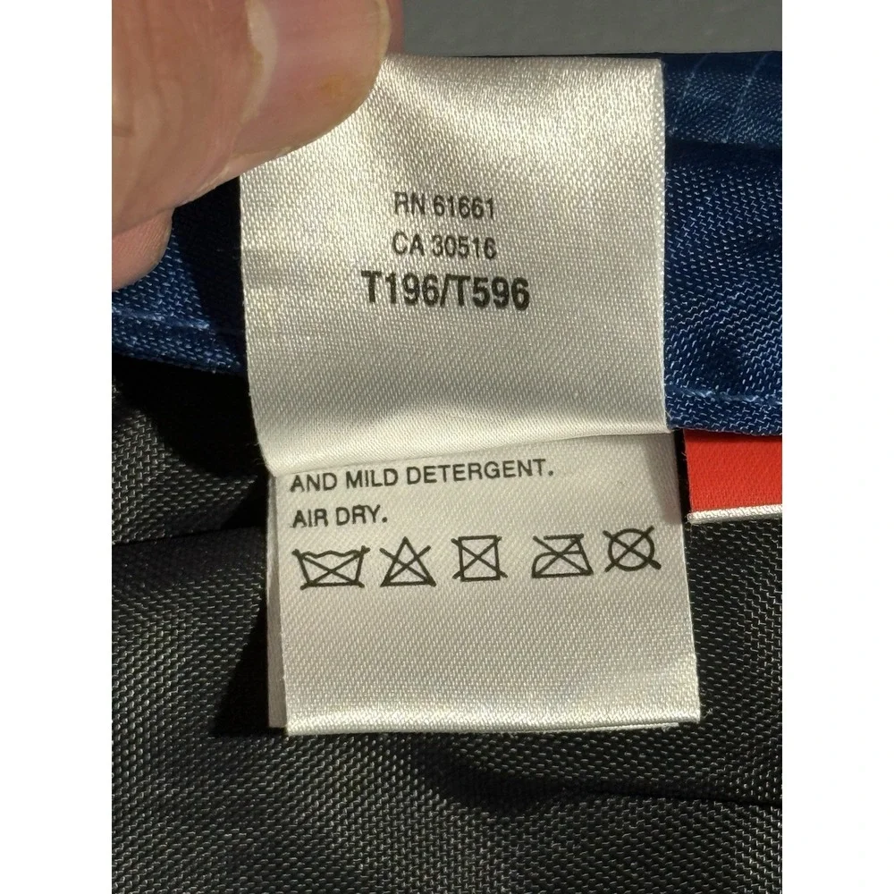 The North Face Angstrom 30 Backpack Blue Gray Hiking Daypack
